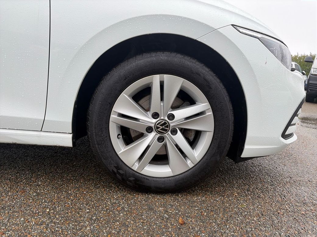 2024 Volkswagen Golf