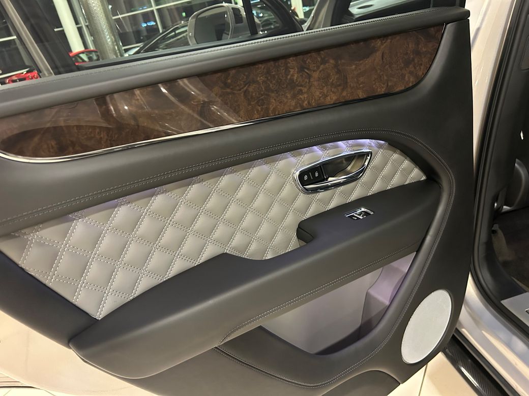 2022 Bentley Bentayga