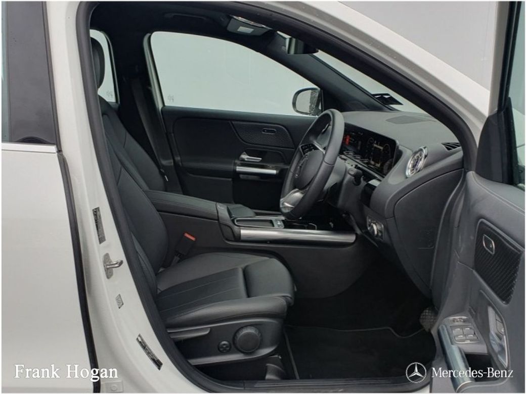 2025 Mercedes-Benz GLA Class