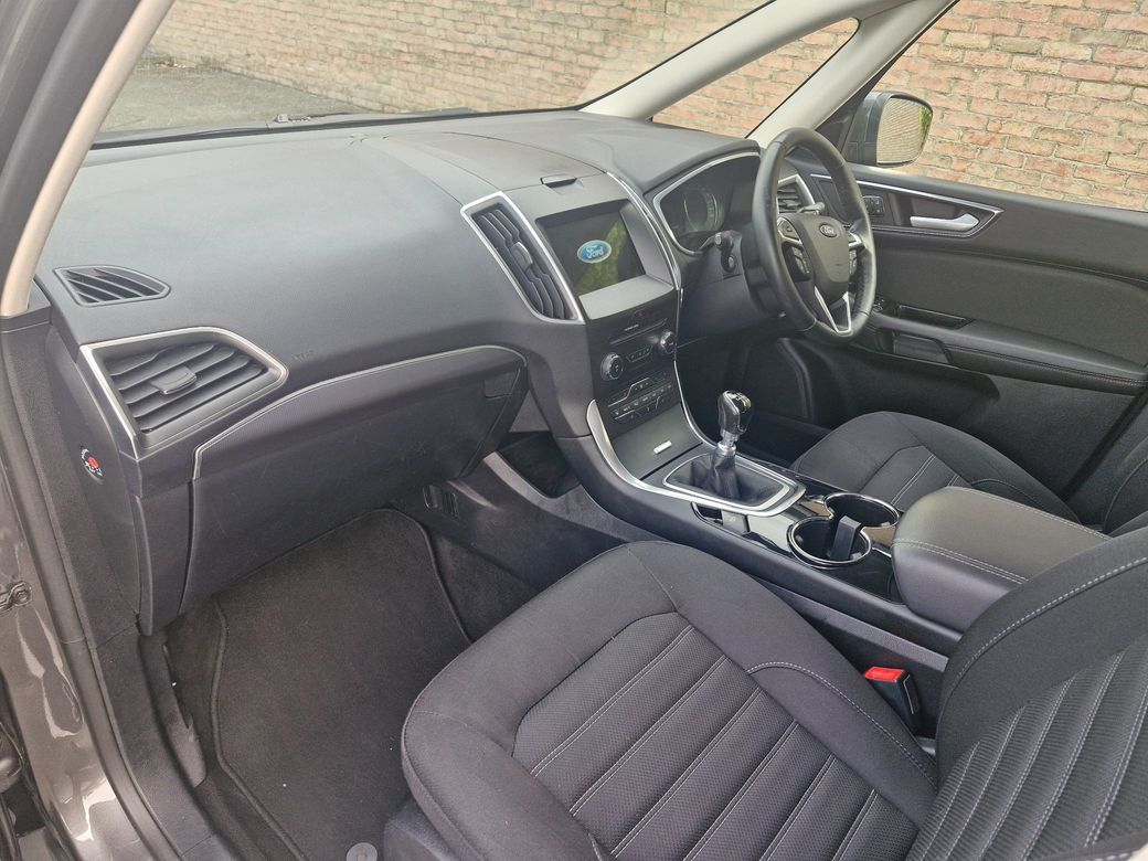 2017 Ford Galaxy