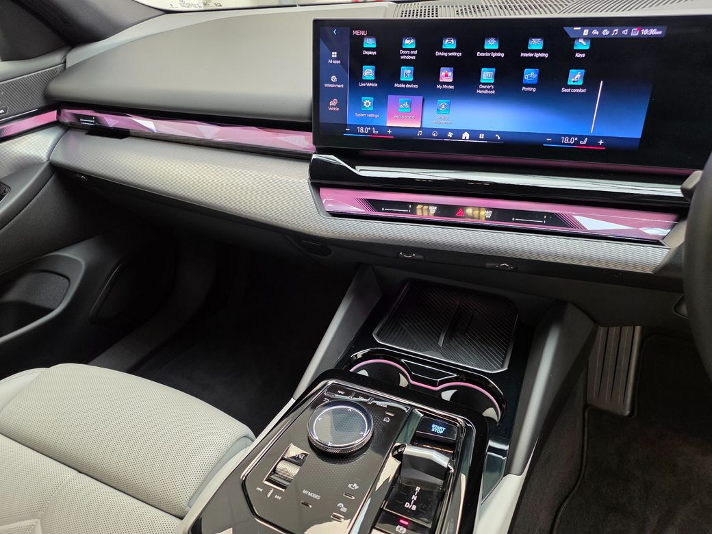 2025 BMW i5