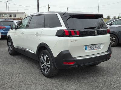 2023 Peugeot 5008