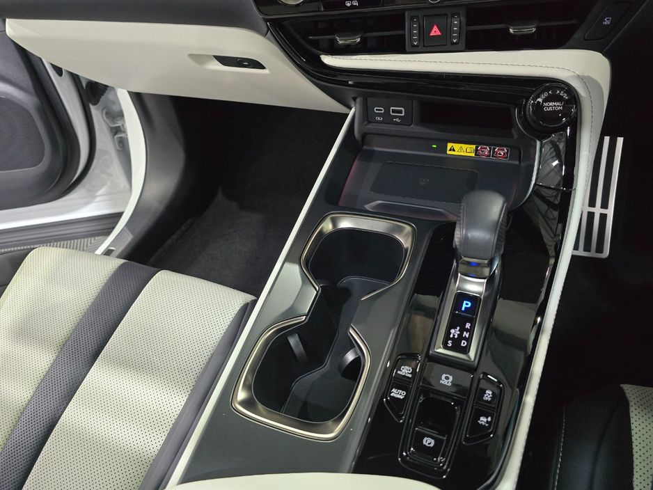 2024 Lexus NX 450H+