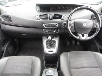 2015 Renault Scenic