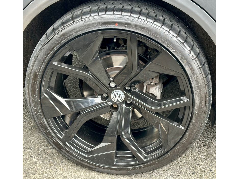 2022 Volkswagen Touareg