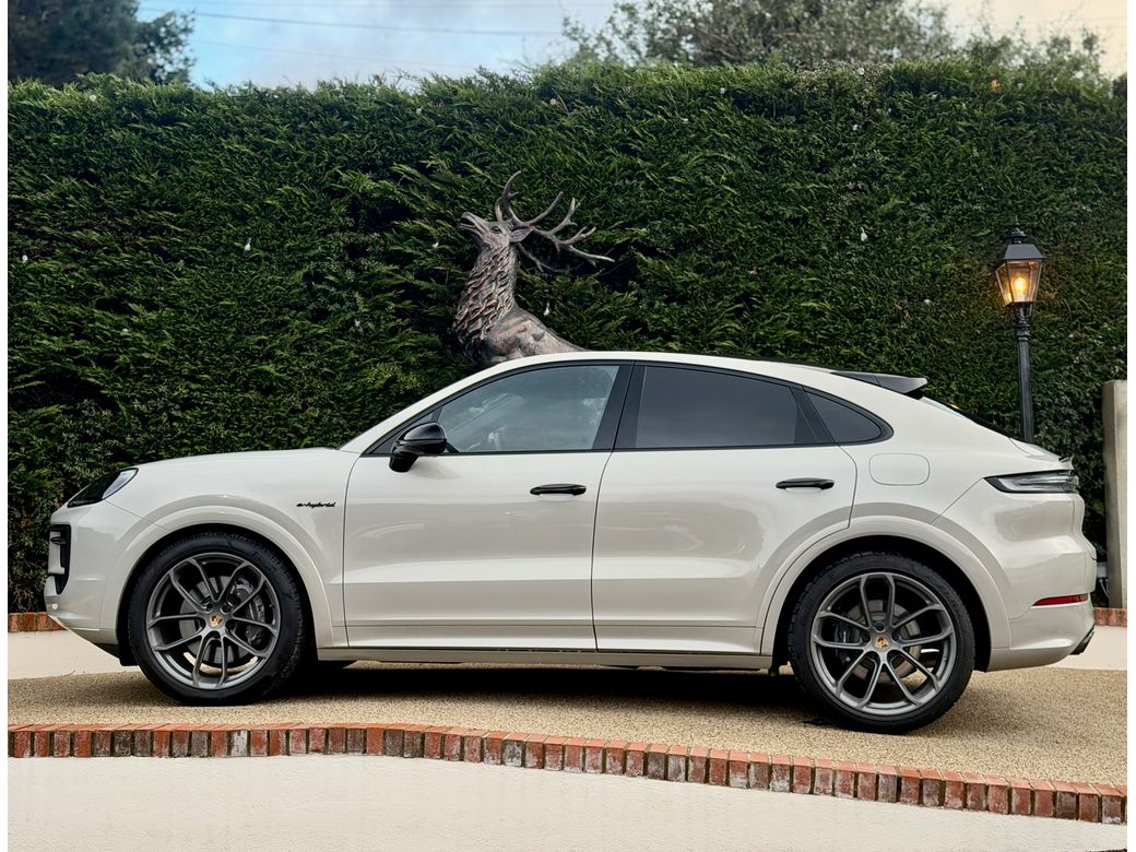 2024 Porsche Cayenne