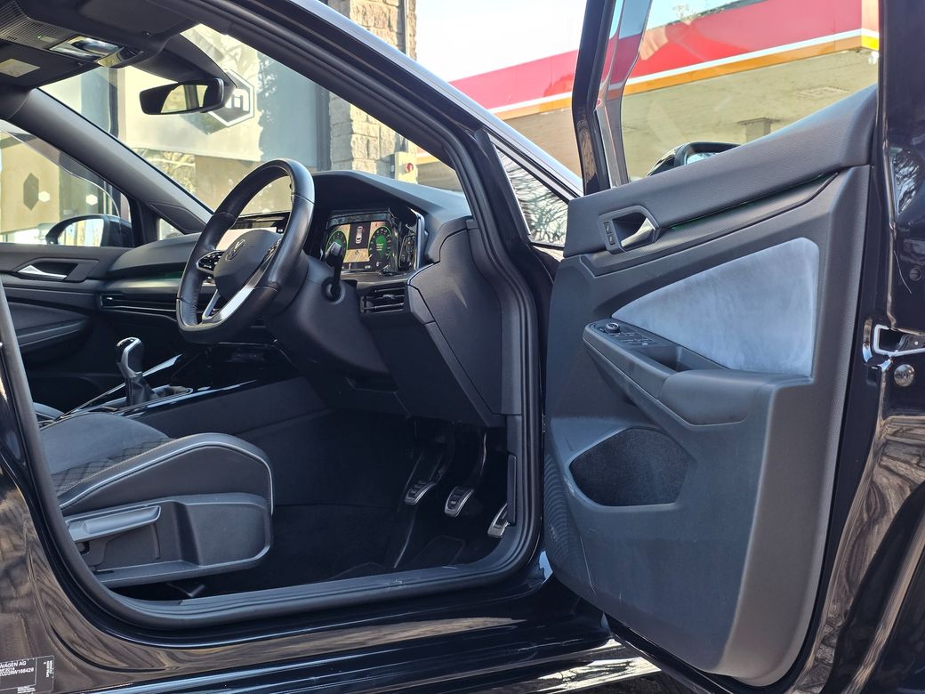 2024 Volkswagen Golf