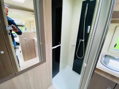 2016 CHAUSSON FLASH 610 LOW PROFILE R.H.D 