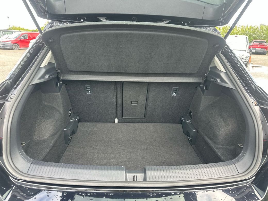 2023 Volkswagen T-Roc