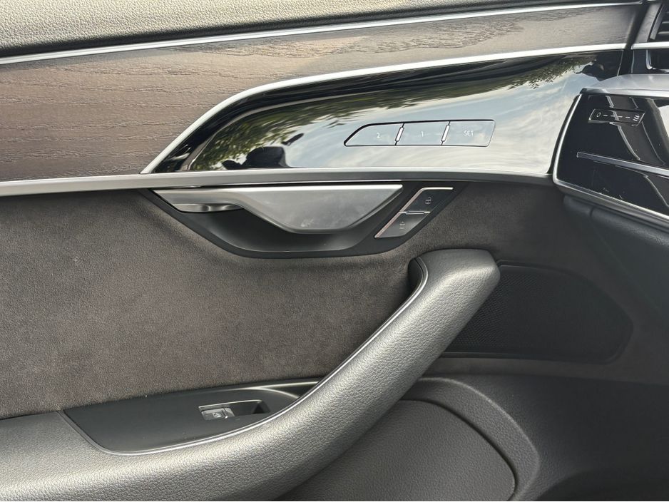 2020 Audi A8