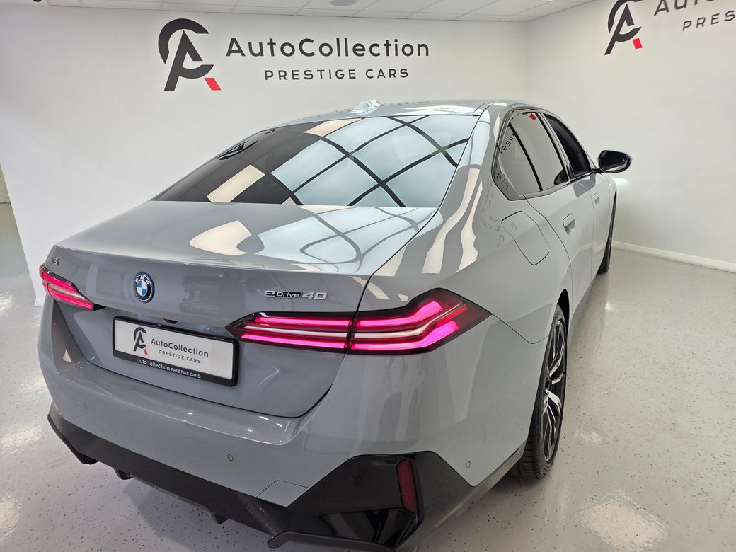 2025 BMW i5