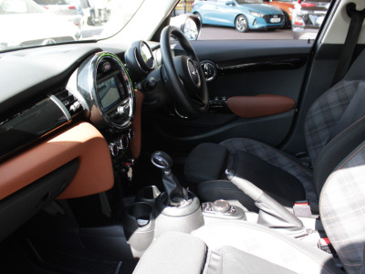 2017 Mini Cooper