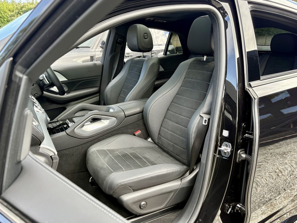 2025 Mercedes-Benz GLE Class