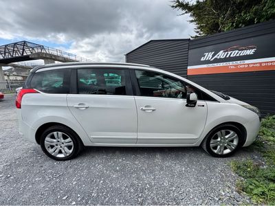 2013 Peugeot 5008