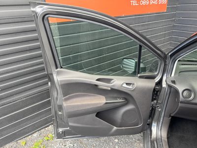 2020 Ford Transit Courier
