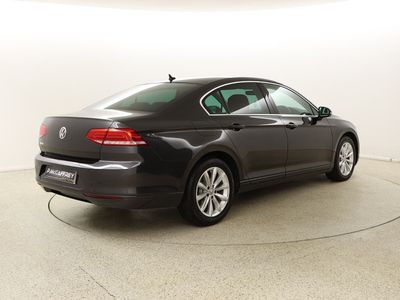 2019 Volkswagen Passat