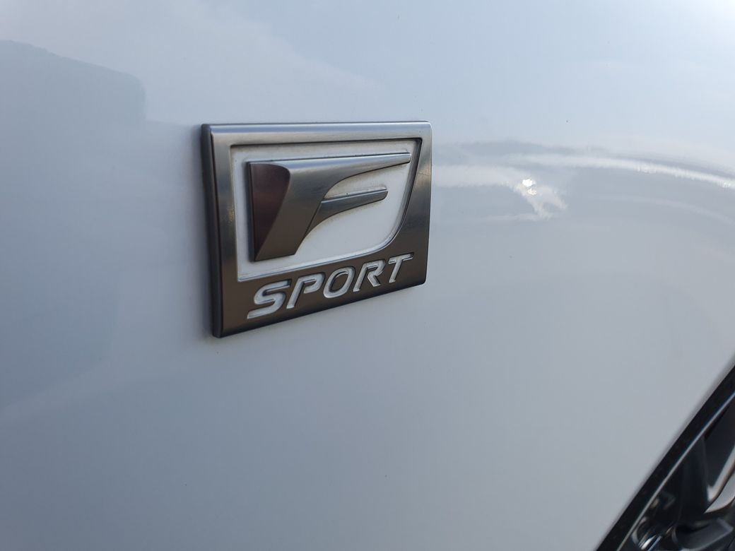 2020 Lexus IS 300h