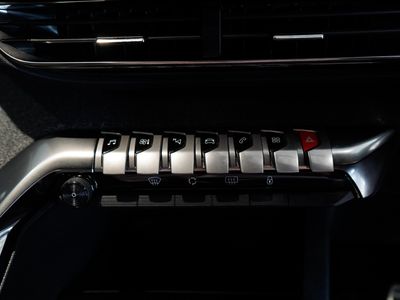 2023 Peugeot 5008