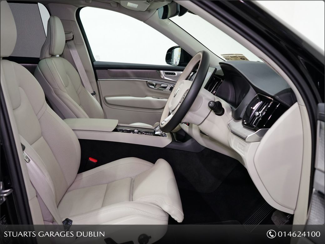 2025 Volvo XC90