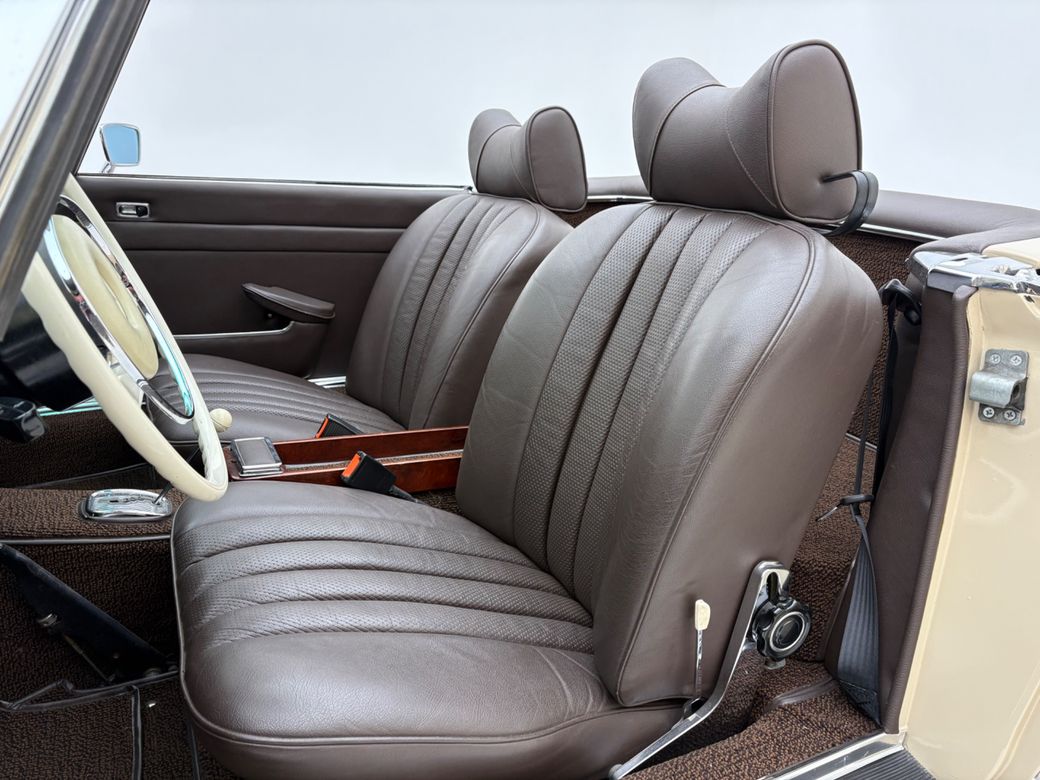 1971 Mercedes-Benz SL Class