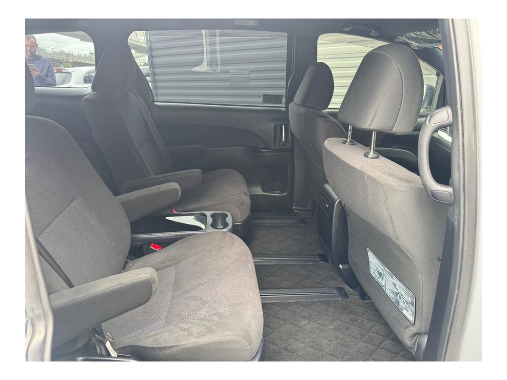 2018 Toyota Estima
