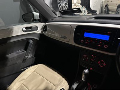 2013 Volkswagen Beetle