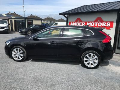 2018 Volvo V40