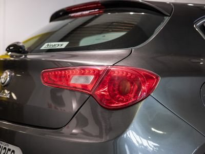 2011 Alfa Romeo Giulietta