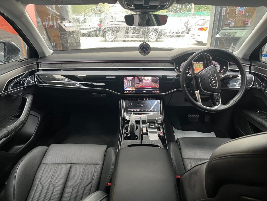 2024 Audi A8