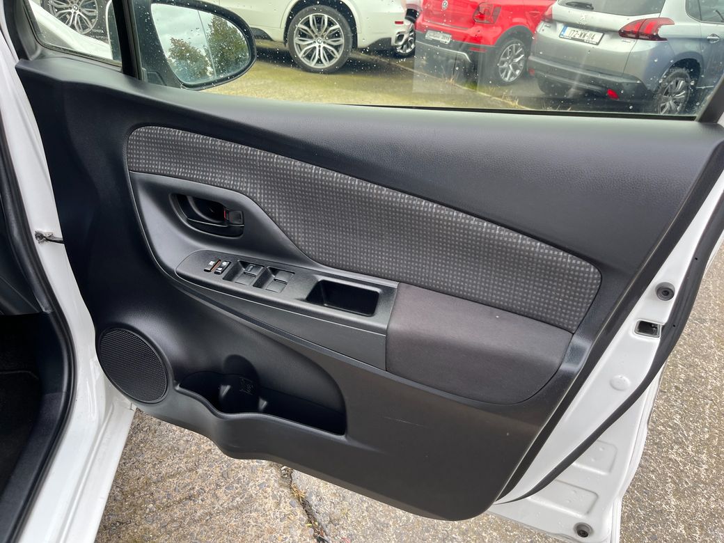 2020 Toyota Vitz