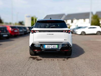 2025 Peugeot 5008