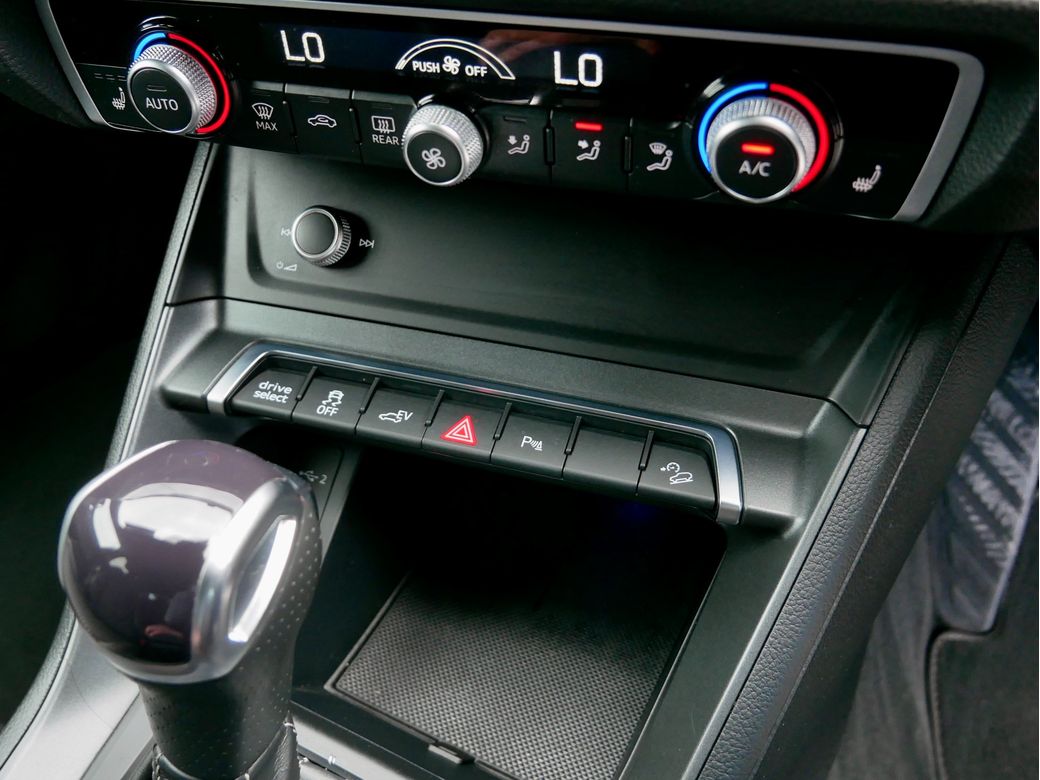 2022 Audi Q3