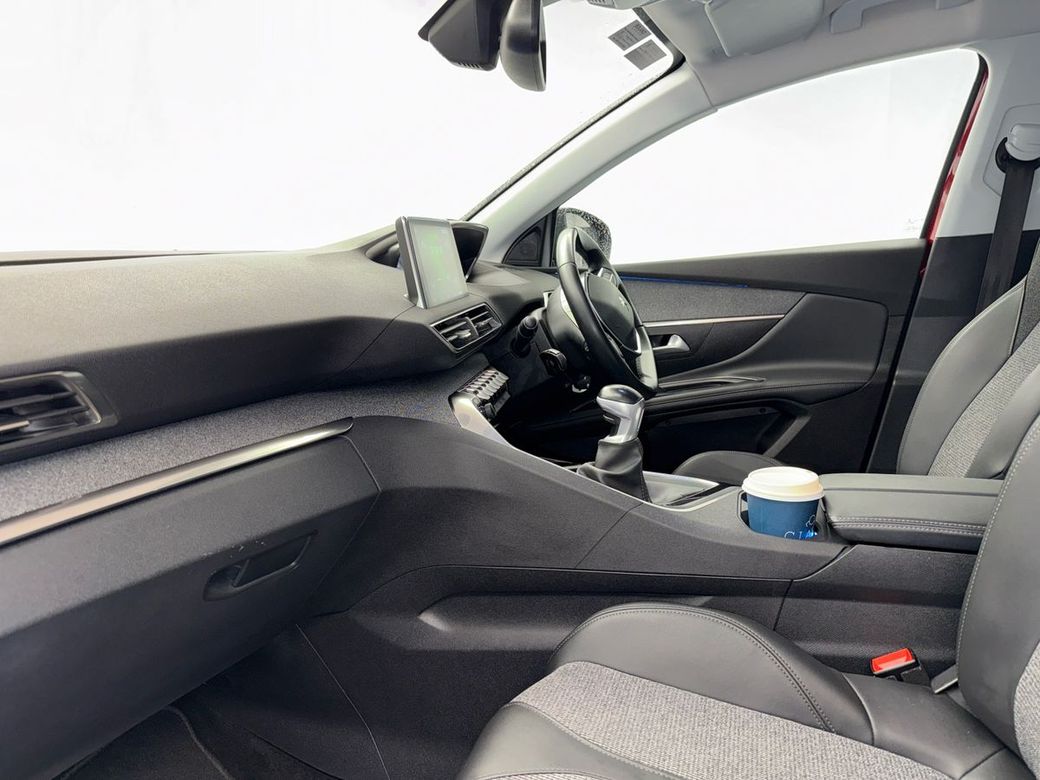 2020 Peugeot 5008
