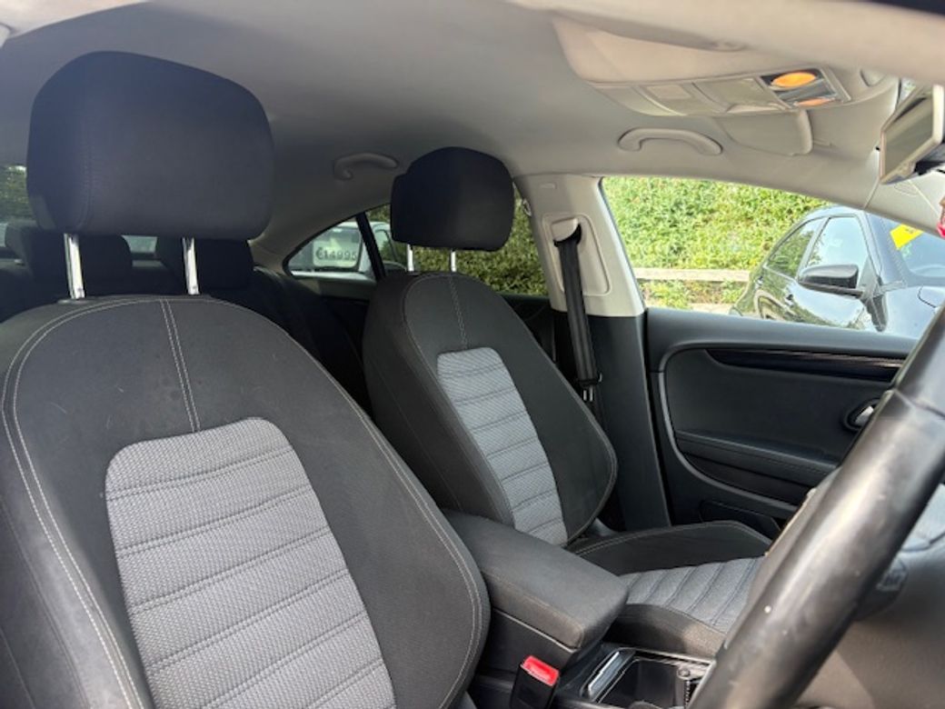 2014 Volkswagen Passat