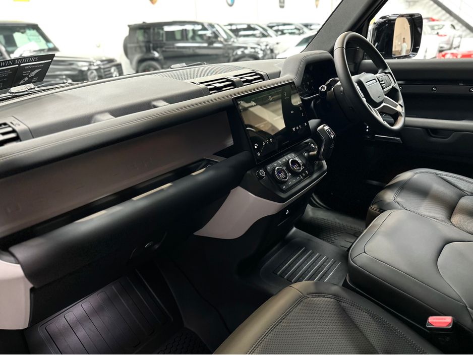 2026 Land Rover Defender