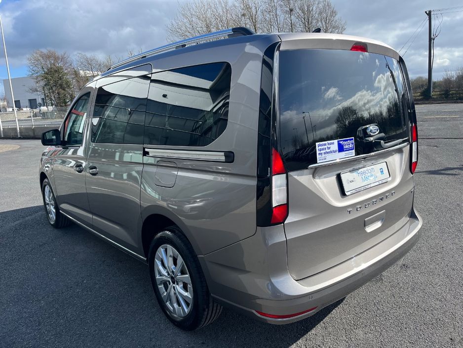 2026 Ford Tourneo Connect
