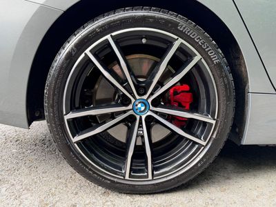 2024 BMW 330