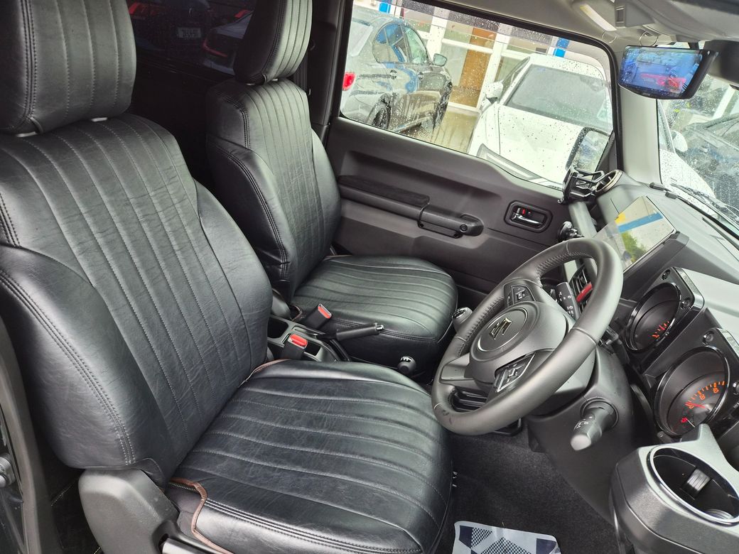 2025 Suzuki Jimny