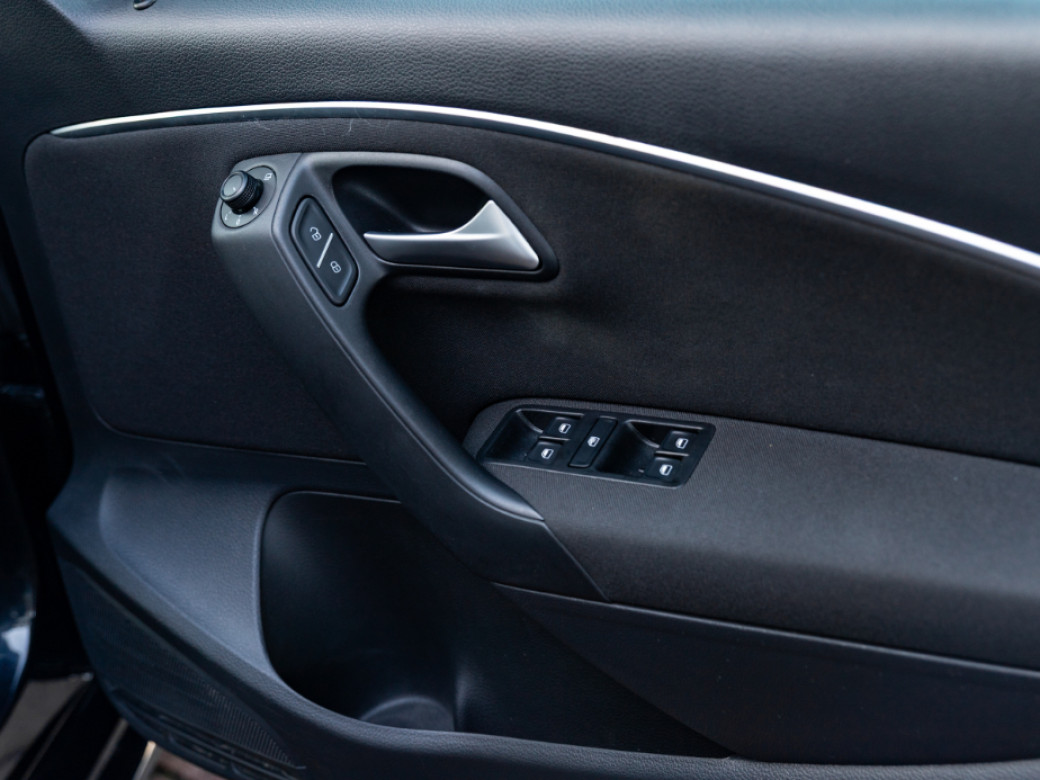 2017 Volkswagen Polo