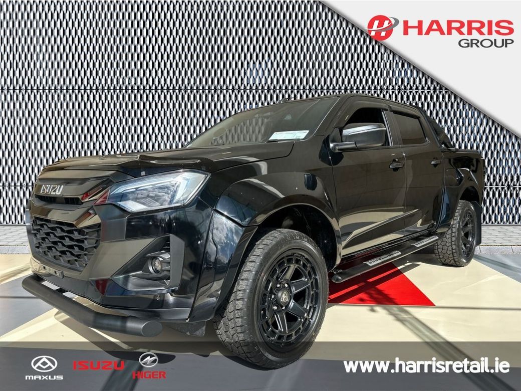 2026 Black Isuzu D-MAX