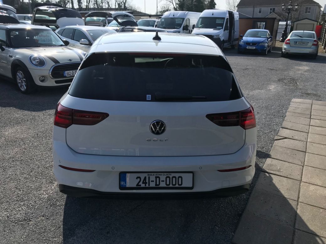 2024 Volkswagen Golf