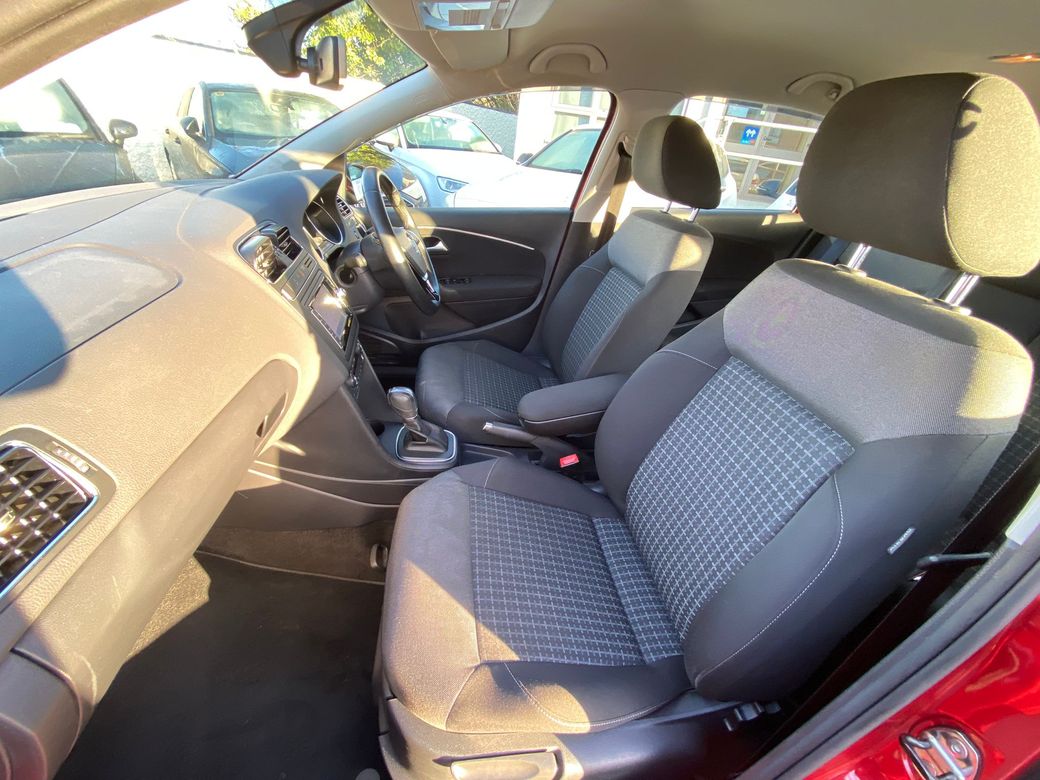 2017 Volkswagen Polo