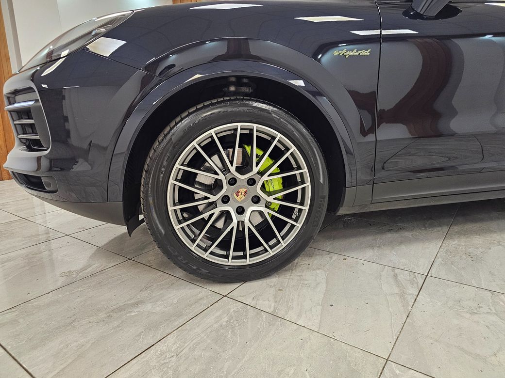2023 Porsche Cayenne