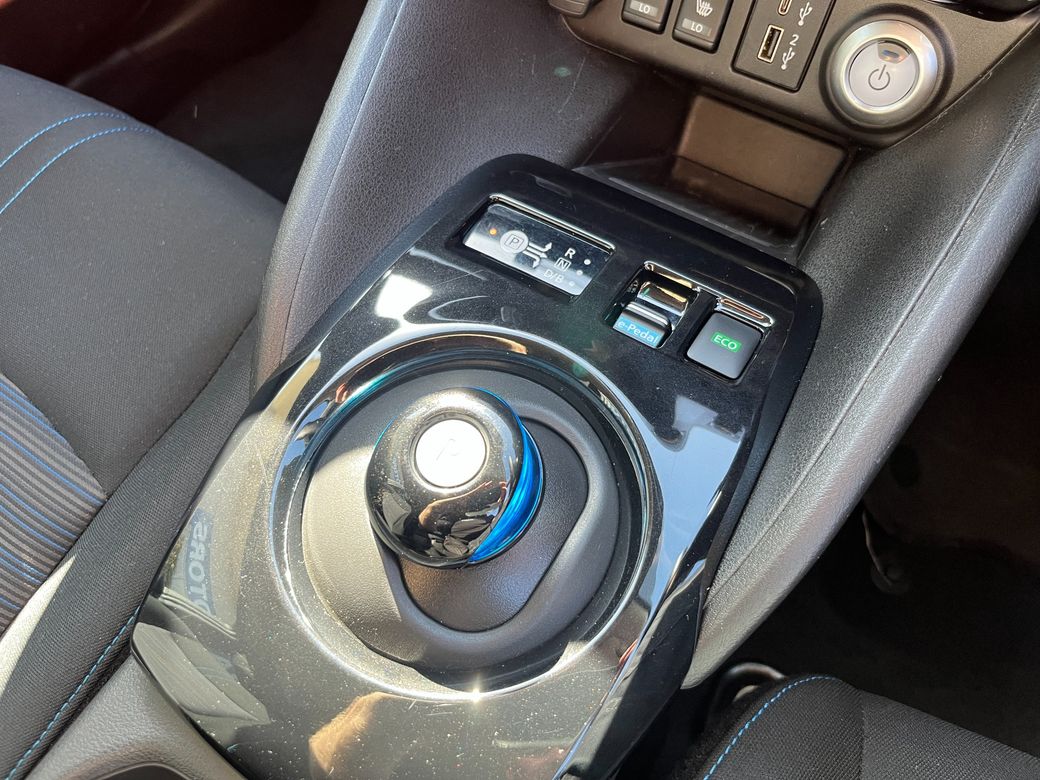 2024 Nissan Leaf