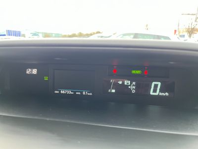 2018 Toyota Prius Alpha