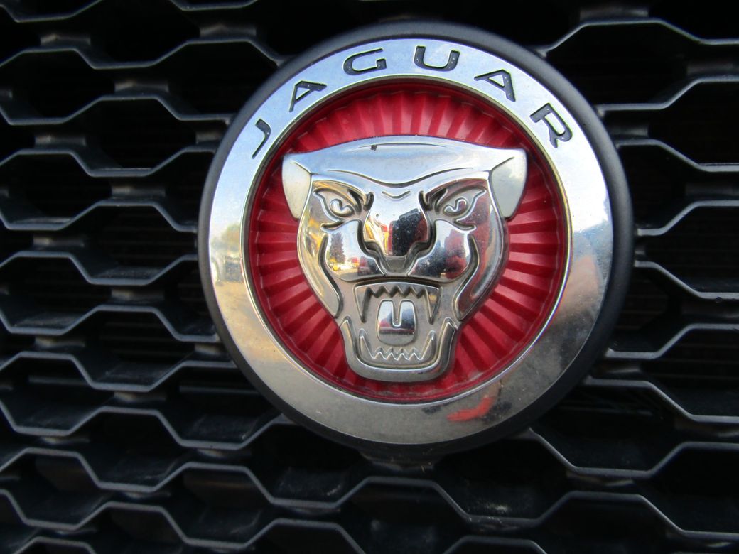 2017 Jaguar XF