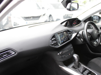 2018 Peugeot 308
