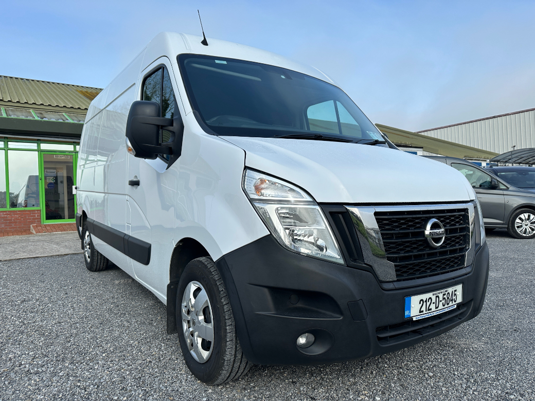 2021 Nissan NV400