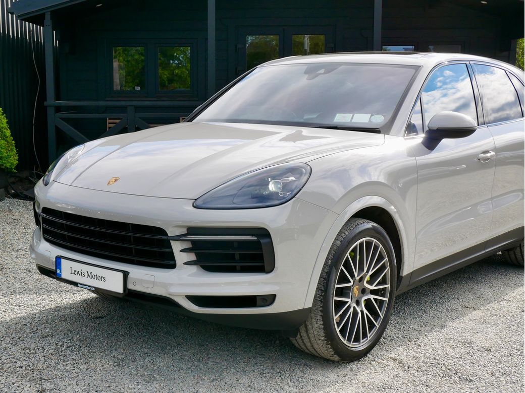 2022 Porsche Cayenne
