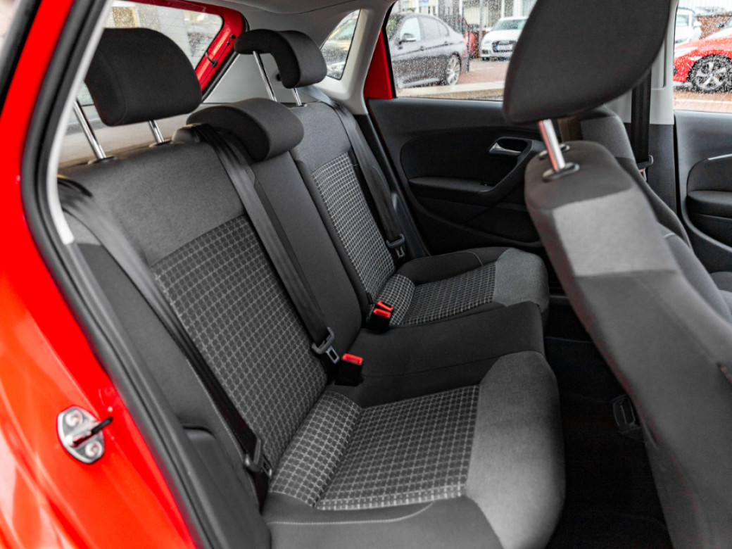 2016 Volkswagen Polo